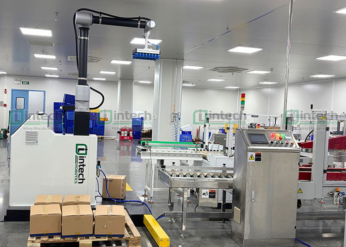 Tổng quan giải pháp Trạm robot bốc xếp trong nhà máy dược quy mô lớn