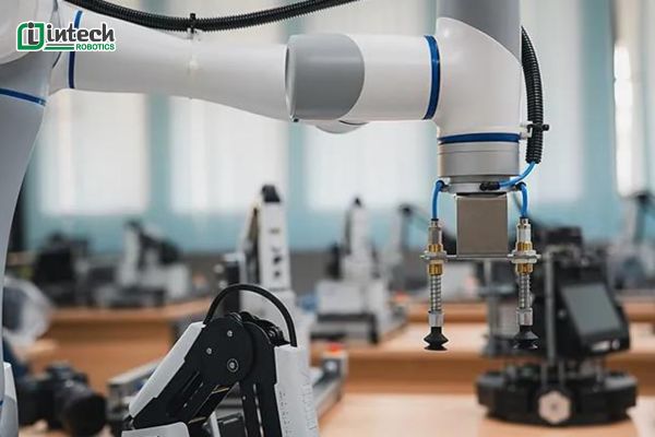 Robot chọn và đặt