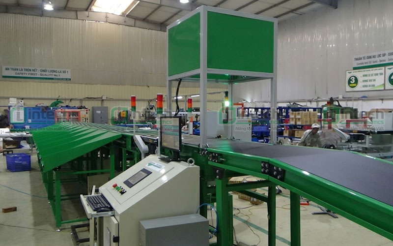 Hệ thống phân loại chạy thử nghiệm tại nhà máy Intech Robotics